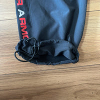 UNDER ARMOUR トラックパンツ ブラック S 赤ライン