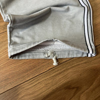 adidas トラックパンツ ジャージ グレー M スリーストライプ