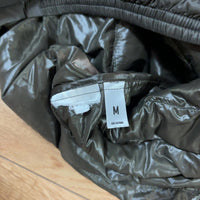 UNIQLO ダウンジャケット ブラック M 軽量 スタンドカラー