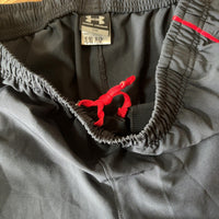 UNDER ARMOUR トラックパンツ ブラック S 赤ライン