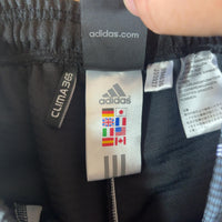 adidas アディダス トラックパンツ 黒 150 キッズ サイドライン