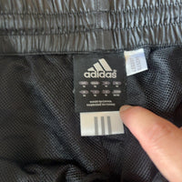 adidas トラックパンツ 黒 金 XL メンズ シャカパン 裏メッシュ
