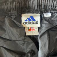 adidas アディダス ナイロントラックパンツ 黒 L サイドライン 裾ジップ