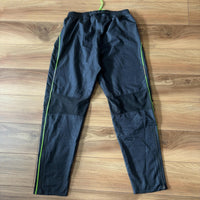 UNDER ARMOUR トラックパンツ 黒 L シャカパン 裾ジップ